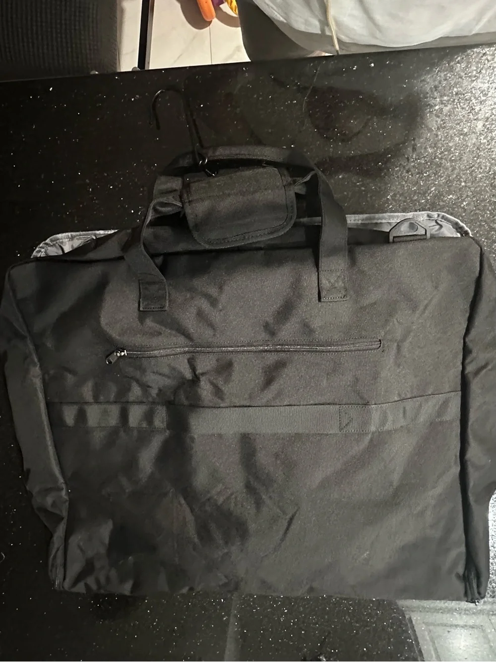 Travel Suit Bag/Garment Bag for Hanging Clothes,  carry on bag New
